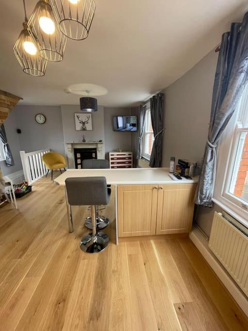 Brady'S Glastonbury Beautiful Pad Great Location! Exteriér fotografie